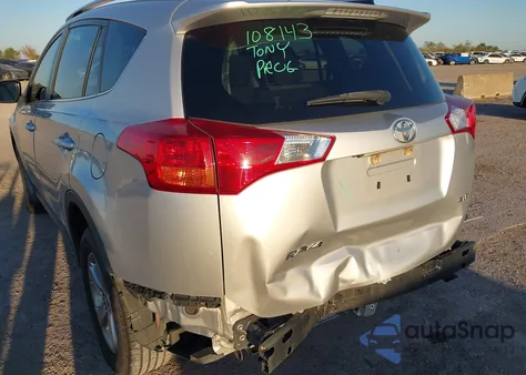 2015 Toyota Rav4 Xle из США, поврежденный, VIN JTMWFREV2FJ042383